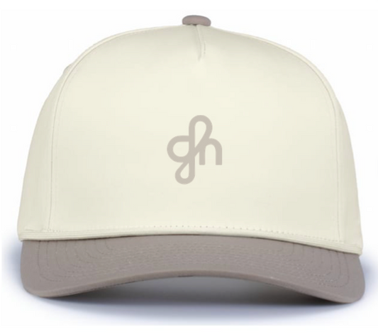 PH -GOLF HER WEEKENDER